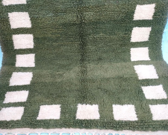 Image 1 of Handwoven Moroccan rug 250cm x 150cm
