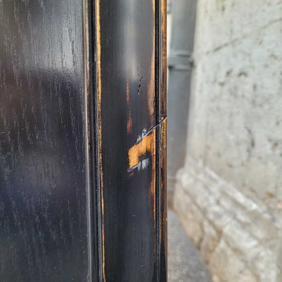 Image 1 of Buffet oriental en bois laqué et poignées gravées sur bois, XXe siècle – Japon