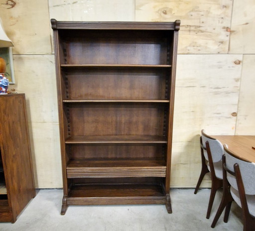 Bibliothèque Van de Puydt armoire ancienne en chêne