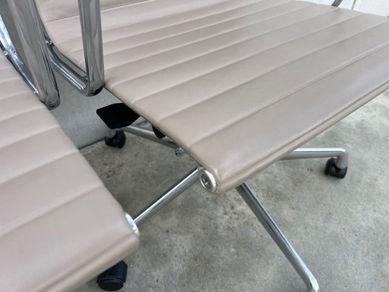 Image 1 of 2x Sedia da ufficio Vitra Eames EA117