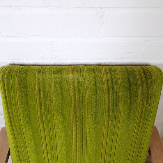 Image 1 of 2 sedie vintage anni '70 in legno con rivestimento in velluto verde