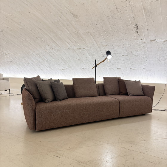 Image 1 of Indera Float 3-seater sofa