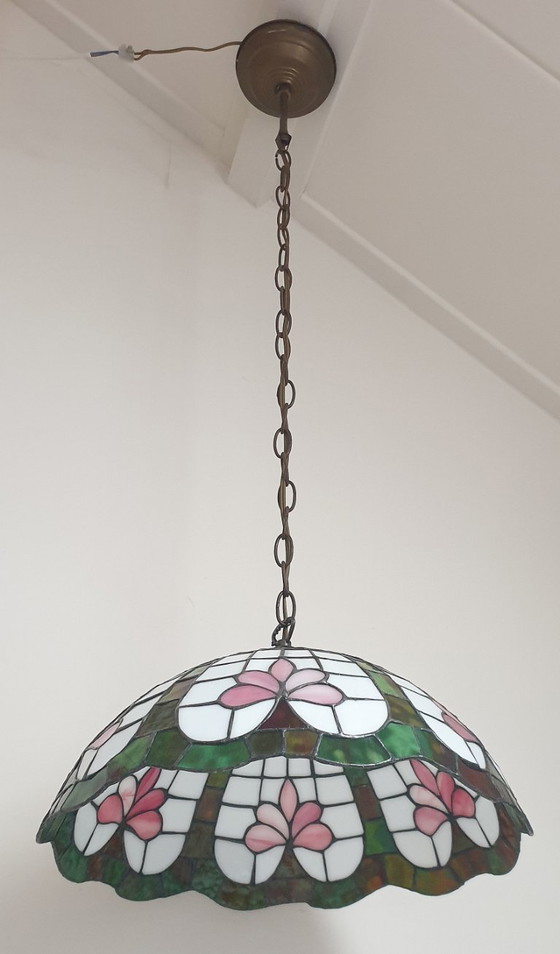 Stained Glass - Tiffany Style Lotus Flower Pendant Lamp (photo 31 of 65)