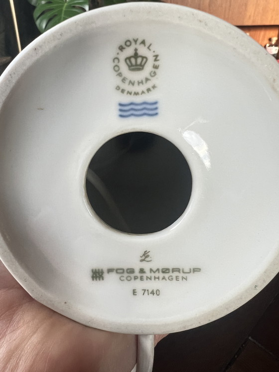 Image 1 of Fog & Mørup design tafellamp van Kai Lange in Royal Copenhagen porselein met zilveren distel en in hoogte verstelbare kap