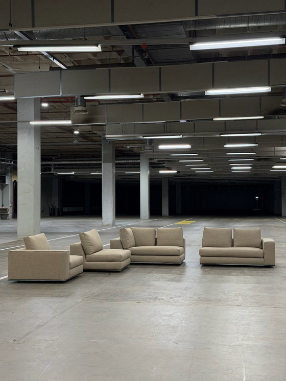 Image 1 of Minotti Hamilton | Moca |