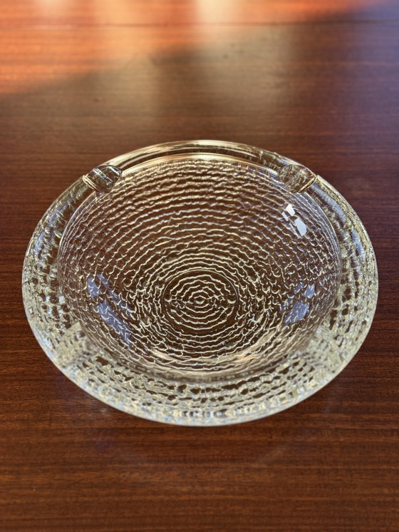 Image 1 of Vaschetta/posacenere in vetro pesante vintage della metà del secolo scorso 1960/70