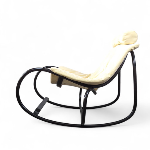 "Wave" Bentwood Schommel Lounge Stoel Door Michal Riabic Voor Ton