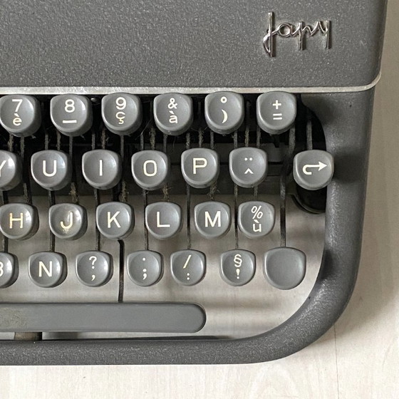 Image 1 of Máquina de escribir Japy antigua de los años 70