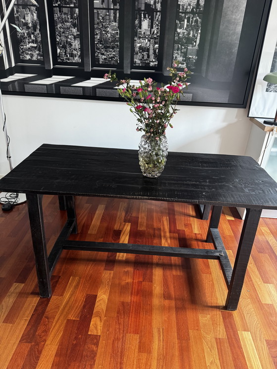 Image 1 of Magnifique table avec banque en bois de schiste ancien