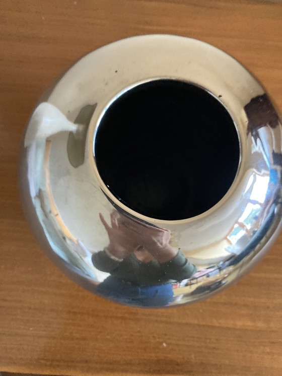 Image 1 of Silberkleurige Vaas Van Jan Des Bouvrie