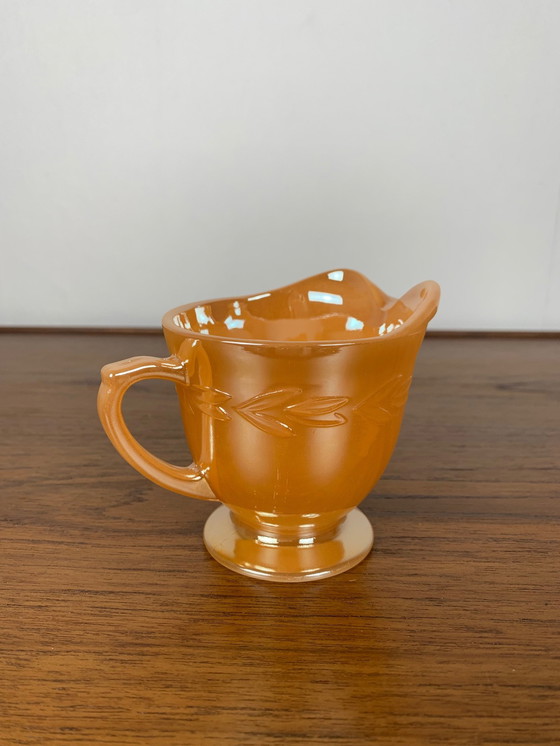 Image 1 of Lattiera Fire King USA, arancione perlato, vetro di latte vintage, 1950