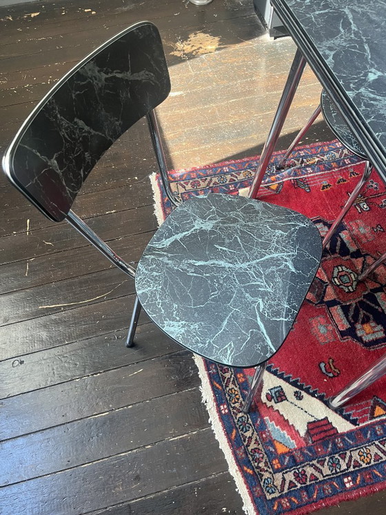 Image 1 of Vintage Formica extendable dining table with 6 chairs