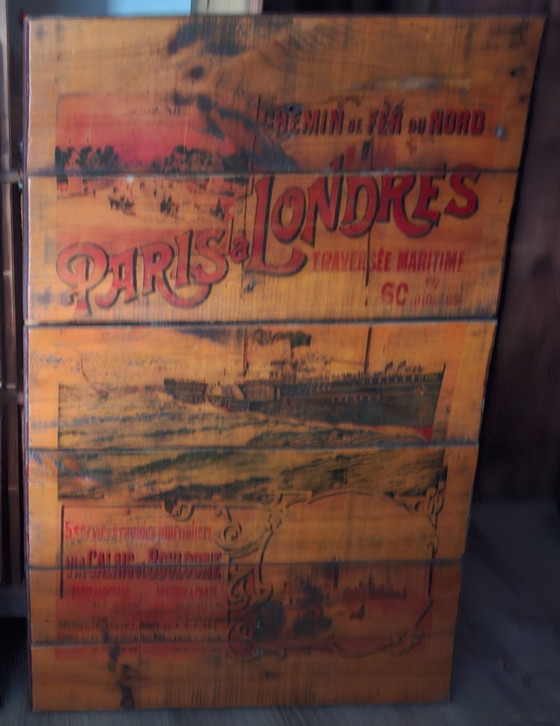 Image 1 of Set di due grandi insegne vintage in legno ispirate ai poster di W.D. & H.O. Wills - Upcycled Industrial Art