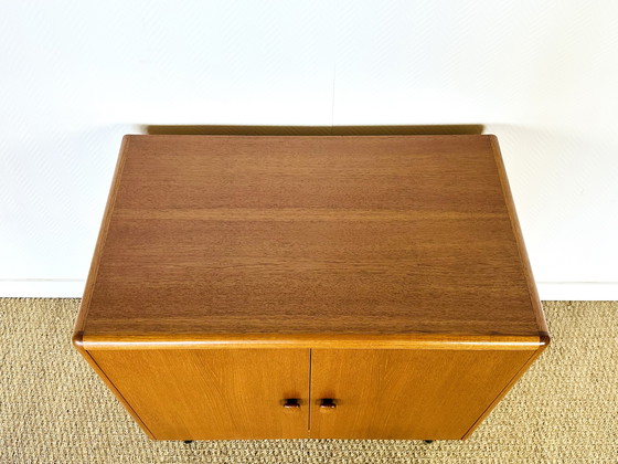 Image 1 of Buffet scandinave en teck 1960