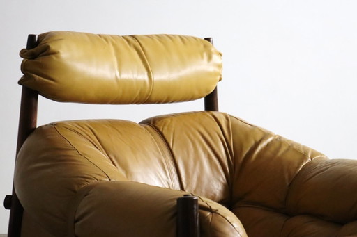 Fauteuil lounge Percival Lafer MP-81 en cuir jaune, Brésil, années 1970