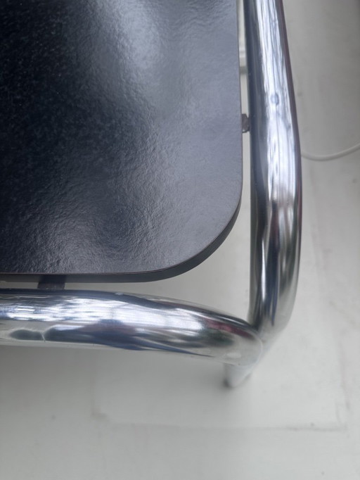 Tavolo da pranzo o da lavoro quadrato retrò degli anni '70 circa, in perfette condizioni