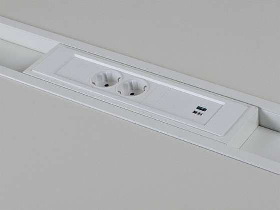 Image 1 of Haworth Intuity Parkbench Table Design Bangdesign