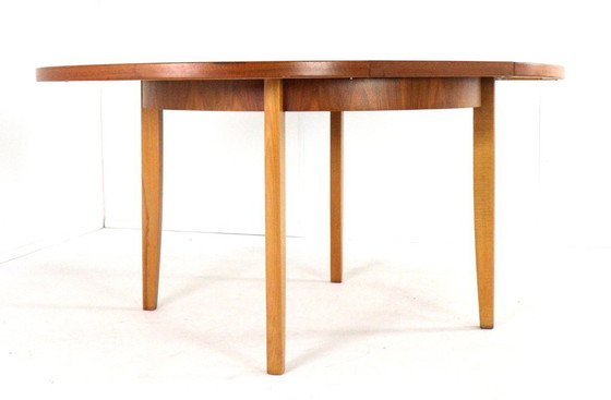 Image 1 of Round extendable dining table 'Rudolstadt' vintage