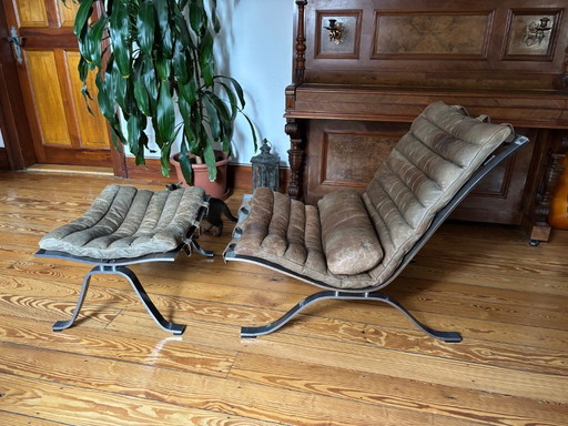 Ari Lounge Chair mit passendem Hocker, Arne Norell 1960er Jahre