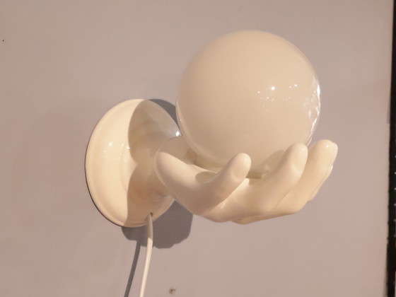 Image 1 of Lampada da parete vintage in porcellana per pallamano