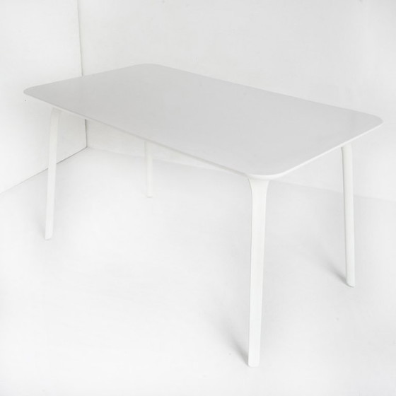 Table Model "First" Designed by Stefano Giovannoni for Magis. Italy, 2007 – Dining tables, Plastic (photo 6 of 11)