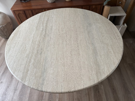 Image 1 of Mesa de comedor de travertino
