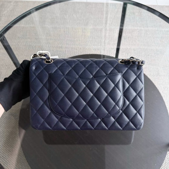 Image 1 of Chanel Classic Flap Medium - Caviar 25CM Gewatteerd Donker Middernachtblauw Gouden Hardware Serie 31
