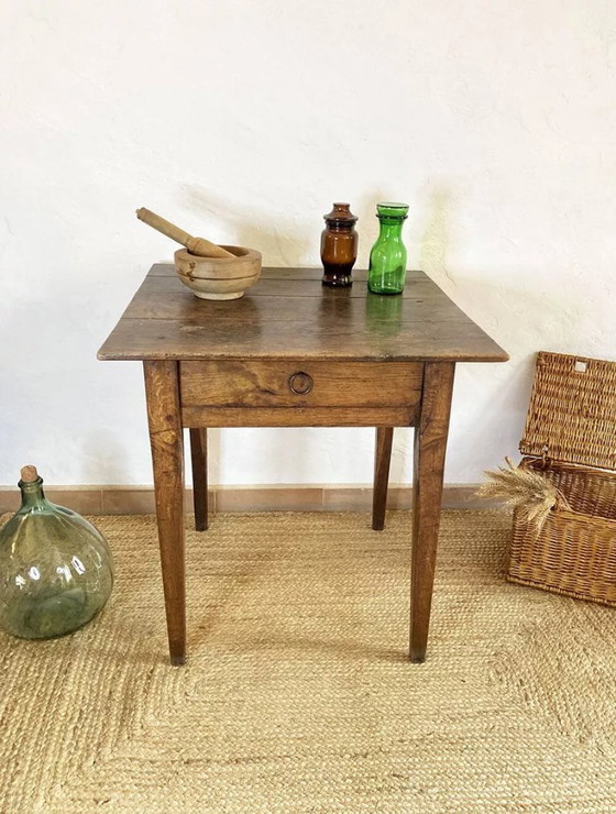 Image 1 of Table de ferme carrée en chêne massif