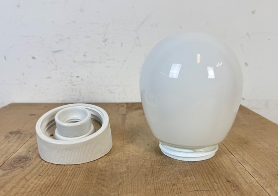 Image 1 of Applique vintage in porcellana bianca, anni '70