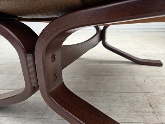 Image 1 of Anni '70, design scandinavo, poltrona in pelle marrone per arredamento.