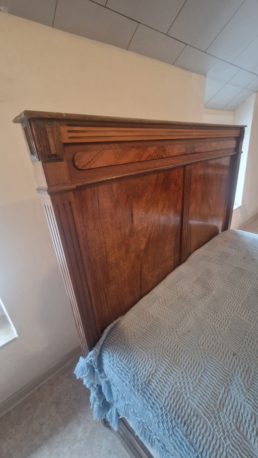Houten bed