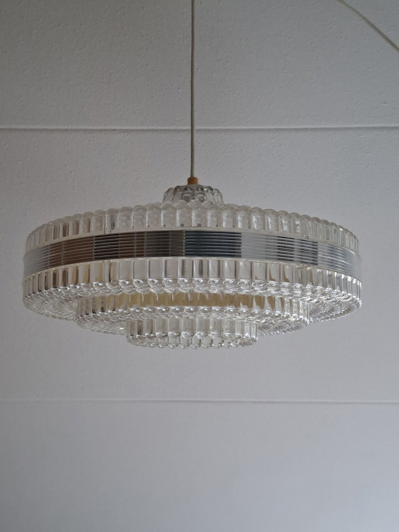 Image 1 of Suspension de l'ère spatiale