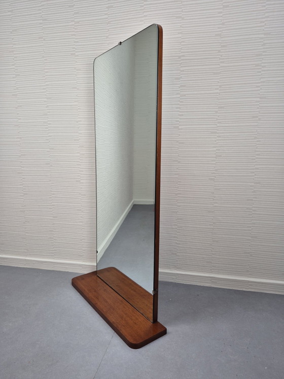 Vintage XXL Mid-Century mirror with shelf in teak veneer., Wood, Brown (photo 9 of 10)