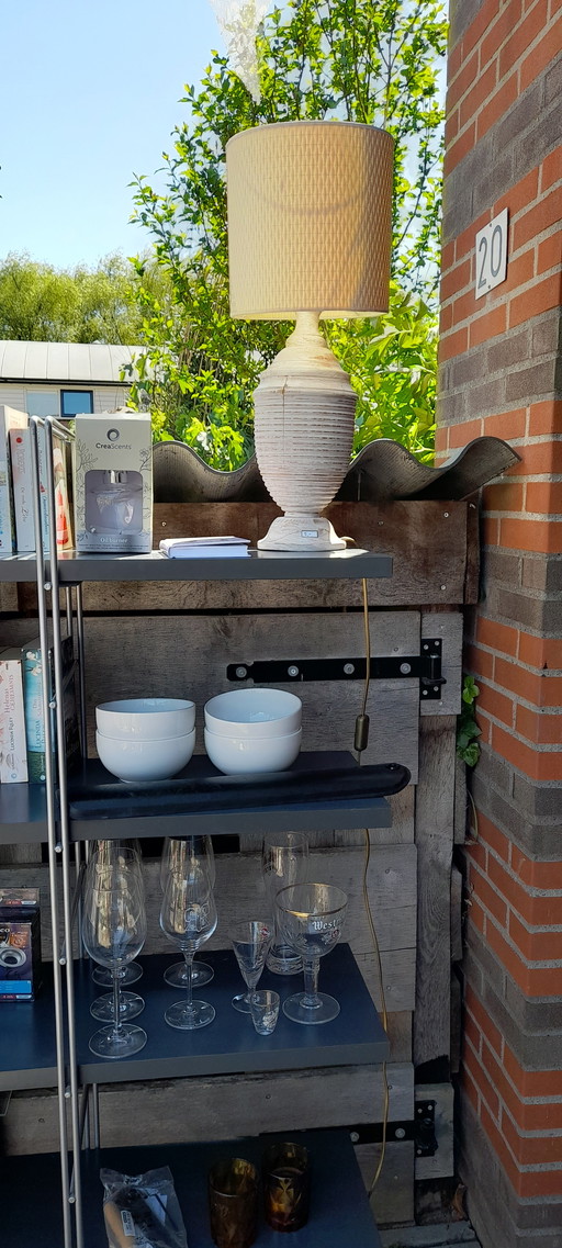 Armadio Ikea dal design vintage Enetrie