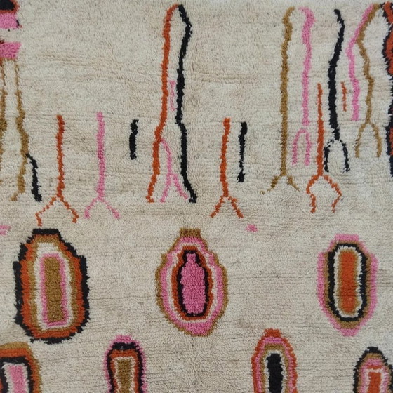 Image 1 of Tappeto in lana Azilal – Arte berbera fatta a mano (232×135 cm)