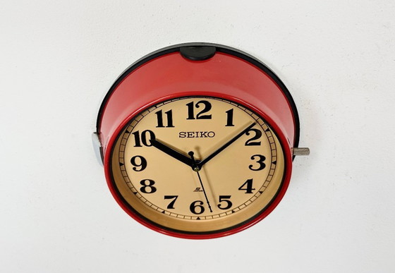 Image 1 of Vintage rode Seiko scheepswandklok, jaren 70