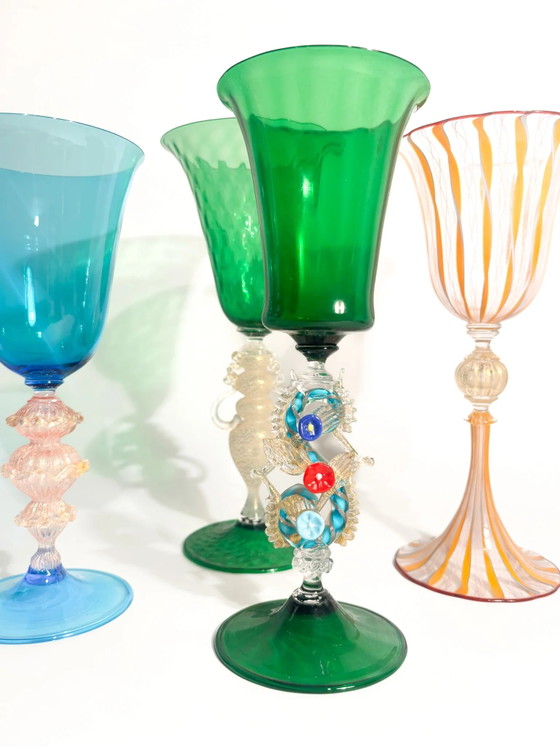Calice in vetro di Murano soffiato anni '70 con decorazioni floreali, Oggetti decorativi (foto 10 di 10)