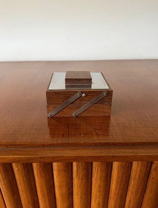 Sigarettendoos van hout met spiegelafwerking uit het midden van de 20e eeuw, Frankrijk 1960