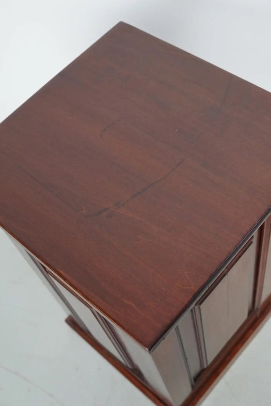 Image 1 of Vitrina antigua inglesa de caoba, siglo XIX