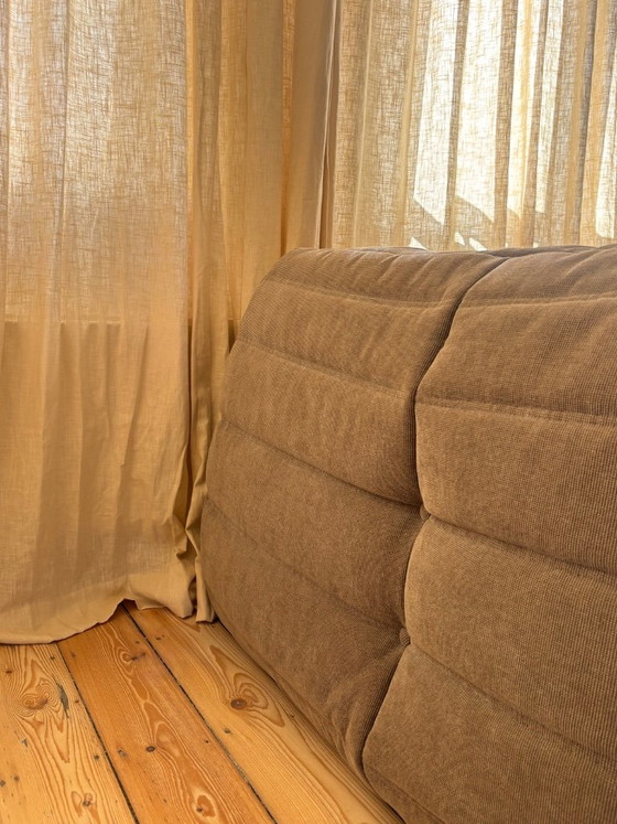Medium Togo Sofa By Michel Ducaroy For Ligne Roset, 2000s – Textile (photo 4 of 8)