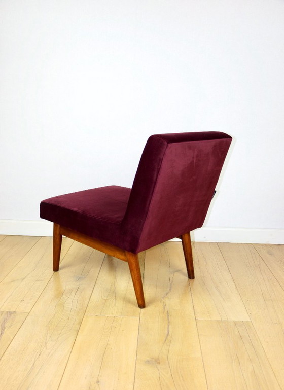 Image 1 of Vintage loft armchair 70s vintage burgundy wine velvet