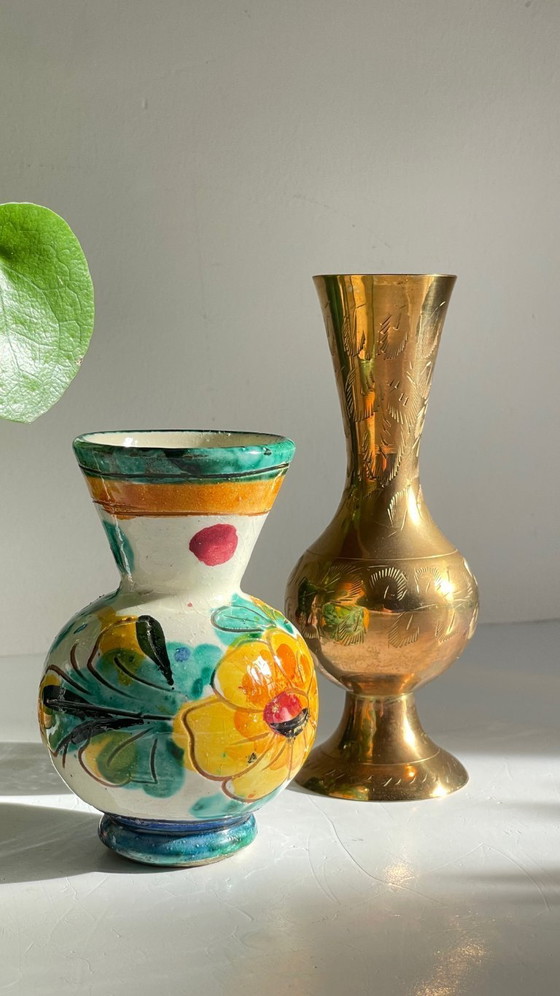Image 1 of Vasi in ceramica vintage realizzati a mano con ottone cesellato