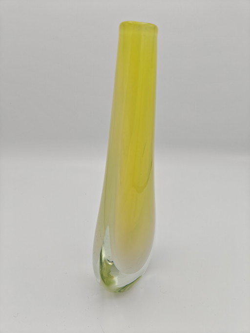 Vintage Murano-style glass vase