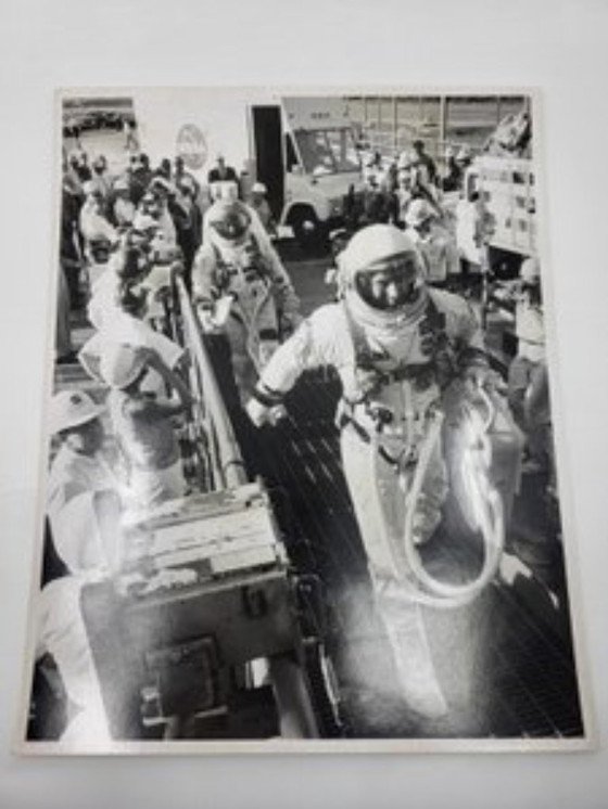 Image 1 of Fotografía original Misión Gemini XI Pete Conrad & Dick Gordon EE.UU. 1966