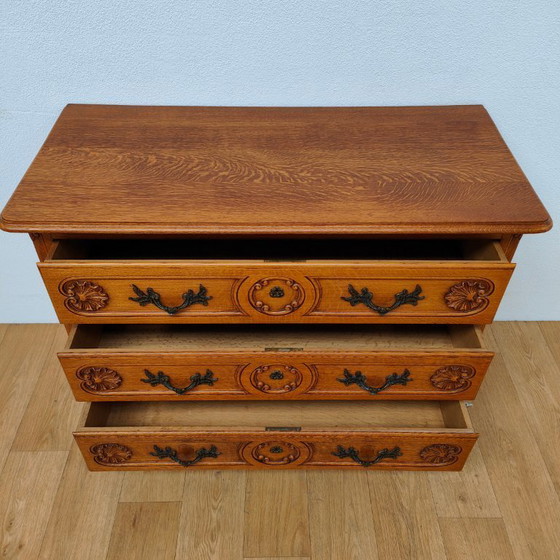 Image 1 of Vintage Louis XV chest of drawers, dresser, small drawer