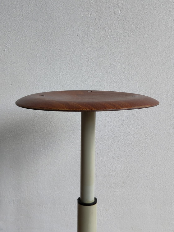 Image 1 of Vintage industriële kruk