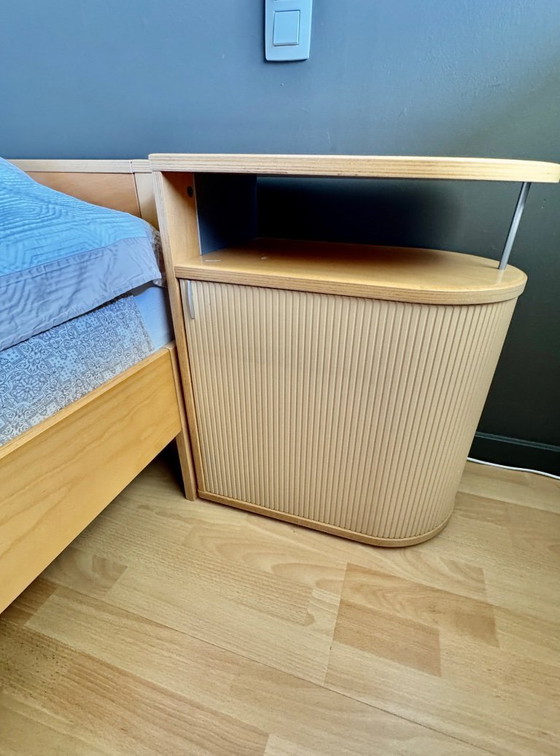 Image 1 of Auping 'Auronde' bedcombinatie+nachtkastjes+aanhaak tafeltjes