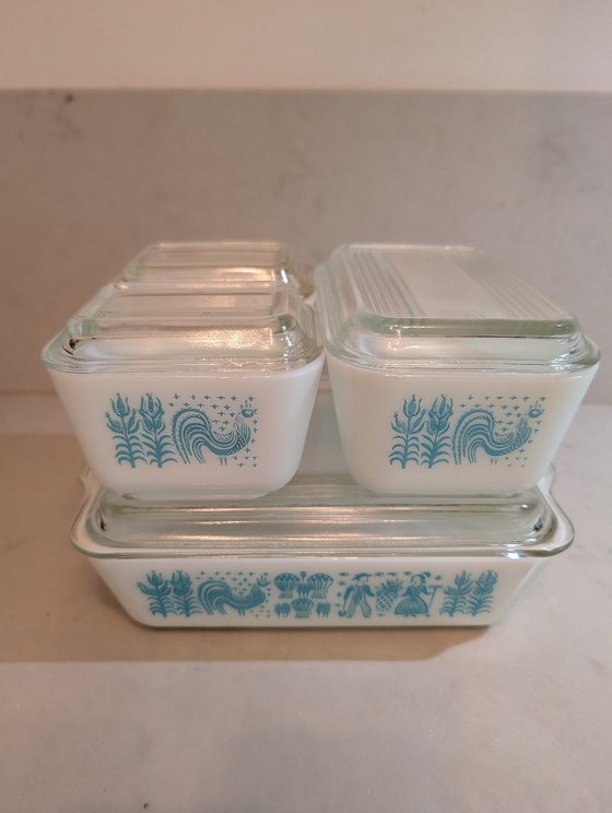Set complet Vintage Pyrex USA Butterprint Amish pour réfrigérateur (1957) - État neuf! (photo 2 sur 9)
