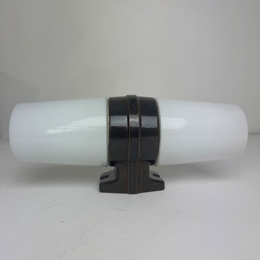 Antieke grote Scandinavische opalen wandlamp "IFÖ"