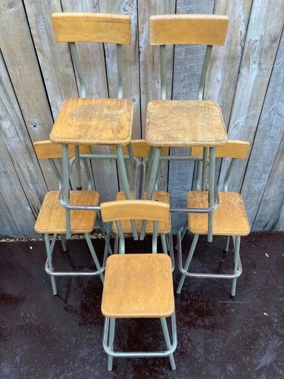 High industrial stools (60cm), ideal for your project, green frame 1 of 40, Barstools, Metal, Industrieel (photo 6 of 11)